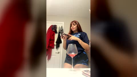 redvelvetsoft online show from 03/05/26, 02:29