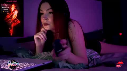 Red online show from 06/07/26, 05:49
