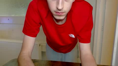 Snapshot of reecedalton chatting on 10/19/25, 09:26 Reece online show from 10/19/25, 09:26