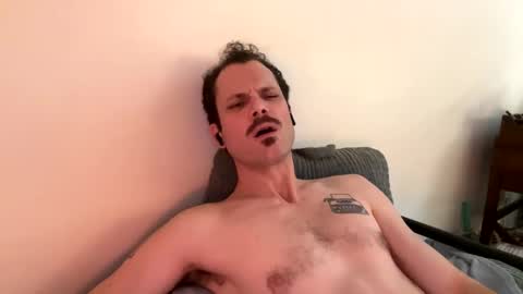 Reed Thomas online show from 12/25/24, 01:20