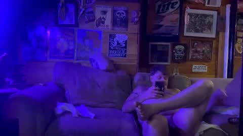 Snapshot of reeferleefer chatting on 02/15/25, 05:50 Lee online show from 02/15/25, 05:50