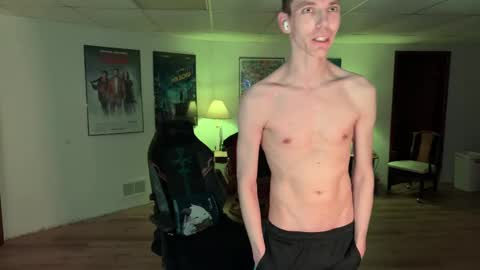 Snapshot of reelbigwang chatting on 03/02/25, 03:45 reelbigwang online show from 03/02/25, 03:45