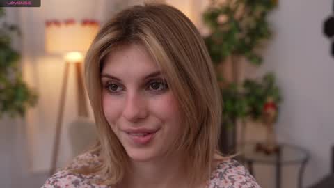 JessyinCherri yang online show from 01/18/25, 01:18