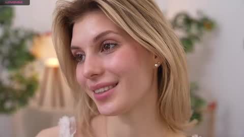 JessyinCherri yang online show from 02/13/25, 10:23