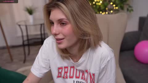 JessyinCherri yang online show from 02/16/25, 10:21