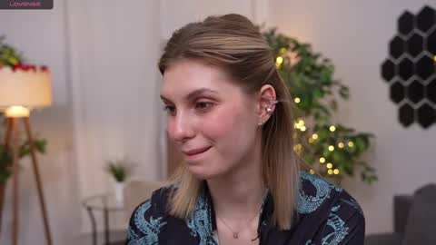 JessyinCherri yang online show from 02/16/25, 01:27