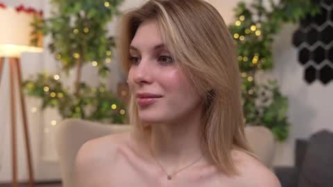 JessyinCherri yang online show from 02/20/25, 07:34