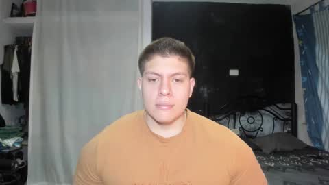 Snapshot of regan_jhonson chatting on 03/11/25, 06:10 regan_jhonson online show from 03/11/25, 06:10