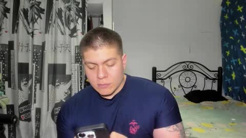 Snapshot of regan_jhonson chatting on 12/17/25, 06:19 regan_jhonson online show from 12/17/25, 06:19