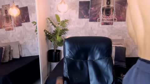 Regan online show from 10/02/25, 08:38