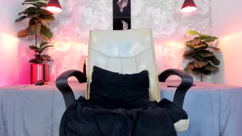 Regan online show from 11/09/25, 05:55