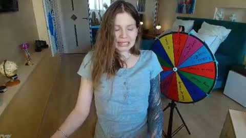 Regina online show from 06/20/26, 06:16