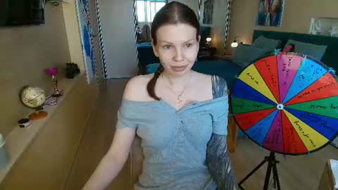Regina online show from 06/24/26, 05:06