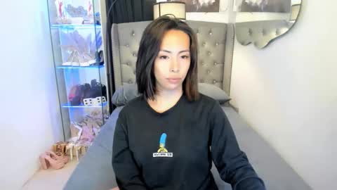 reighnempress online show from 02/20/26, 01:24