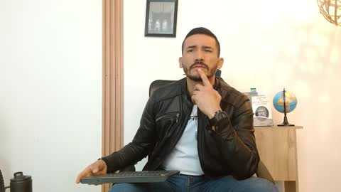   REIKO  online show from 09/30/25, 02:44