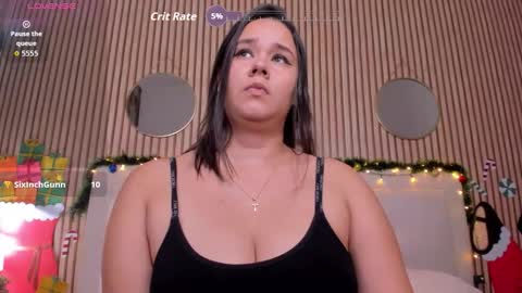 reina_loren online show from 12/21/25, 08:10