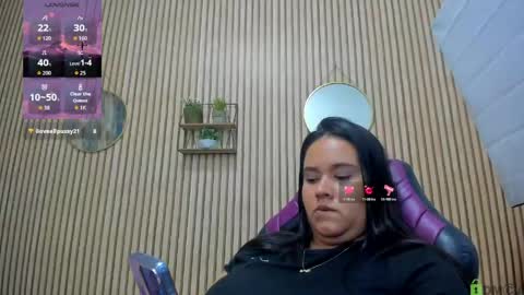 reina_loren online show from 05/13/26, 06:22