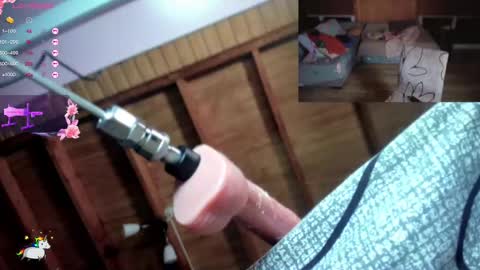 Reinacatchile online show from 10/27/25, 12:58