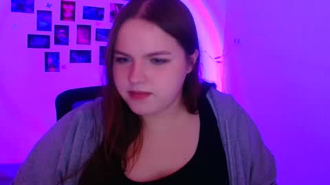 Reina online show from 02/19/26, 06:53