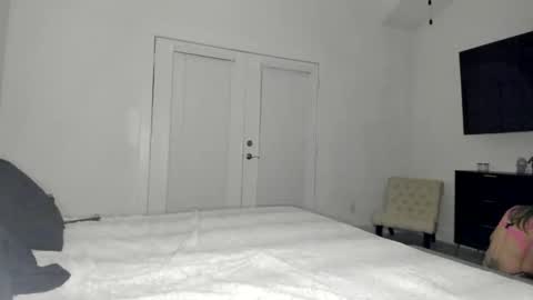 Snapshot of rejectbarbie chatting on 01/17/26, 01:21 Priscilla online show from 01/17/26, 01:21