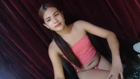 Snapshot of rema_thebigcock chatting on 04/27/26, 12:19 rema_thebigcock online show from 04/27/26, 12:19