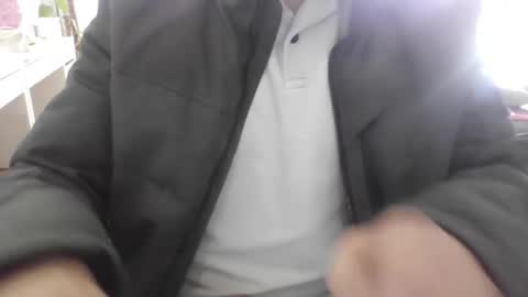 Snapshot of remcoa chatting on 09/23/25, 02:42 remcoa online show from 09/23/25, 02:42