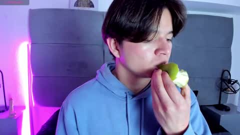 RemiBlythe online show from 02/23/25, 01:32