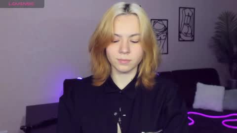 RemiPeach online show from 04/26/26, 06:38