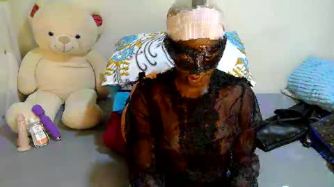 Snapshot of remmyqueen chatting on 05/12/26, 10:34 remmyqueen online show from 05/12/26, 10:34