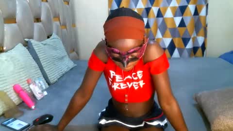 Snapshot of remmyqueen chatting on 05/23/26, 03:34 remmyqueen online show from 05/23/26, 03:34