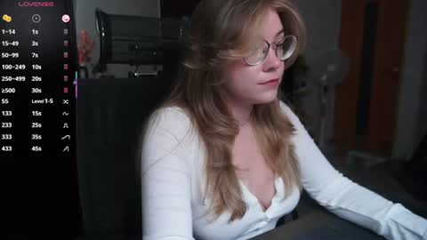Snapshot of remywild chatting on 07/25/26, 08:45 RemyWild online show from 07/25/26, 08:45