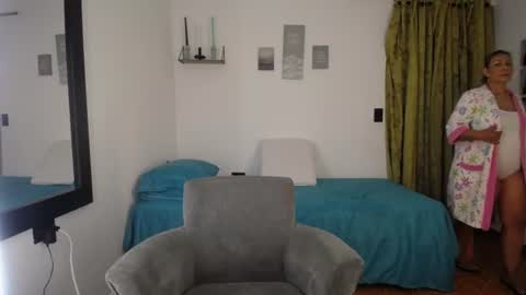Snapshot of renata_salinas_1 chatting on 06/12/26, 11:25 Renata Salinas online show from 06/12/26, 11:25