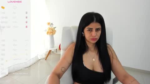 RENATA online show from 09/19/25, 11:11
