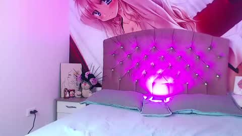 RENATA VALENTINA online show from 04/16/26, 08:37