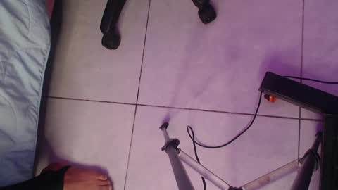 RENATA VALENTINA online show from 04/18/26, 11:03