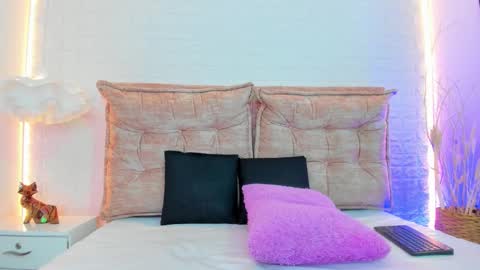 Renata online show from 12/03/25, 05:59