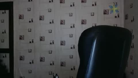 Snapshot of renataoia chatting on 02/11/25, 04:13 renataoia online show from 02/11/25, 04:13