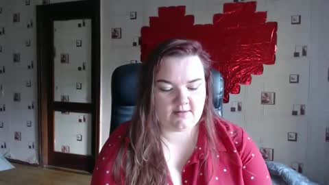 Snapshot of renataoia chatting on 09/08/25, 02:27 renataoia online show from 09/08/25, 02:27