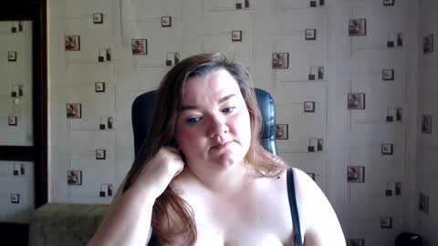 renataoia online show from 07/15/26, 02:55