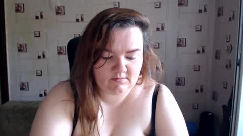 renataoia online show from 07/20/26, 11:23