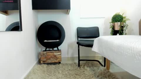      online show from 02/22/25, 03:14