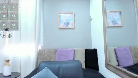      online show from 03/08/25, 03:13