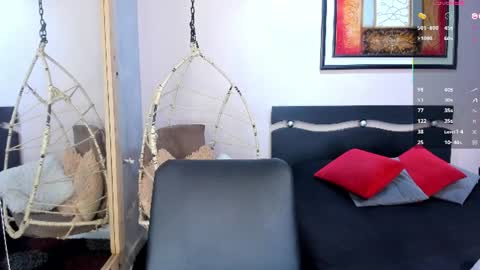 Snapshot of renataruiz_rr chatting on 07/06/26, 12:13 online show from 07/06/26, 12:13