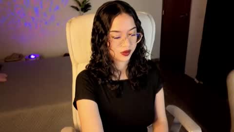 renaxi_smith online show from 10/03/25, 08:28