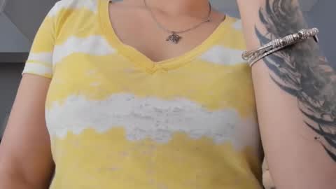 Renee Shelby online show from 10/03/25, 10:07