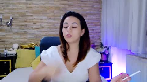 renesmesweet online show from 02/17/25, 12:05