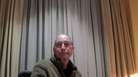 Snapshot of renewal_stretch chatting on 06/12/26, 11:42 renewal_stretch online show from 06/12/26, 11:42