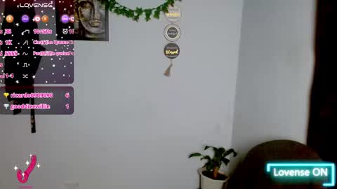 Snapshot of renne155269 chatting on 11/10/25, 09:36 renne155269 online show from 11/10/25, 09:36
