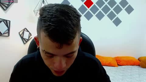 R E N E  online show from 12/30/24, 04:09