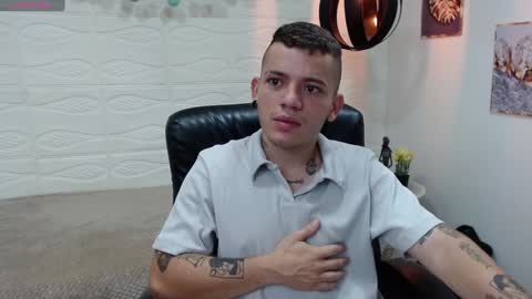 R E N E  online show from 01/05/25, 03:11